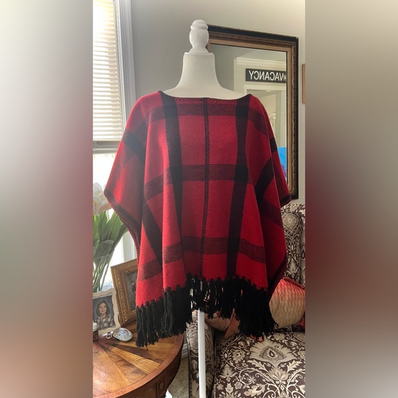 Lauren Ralph Lauren wool poncho - Picture 1 of 4